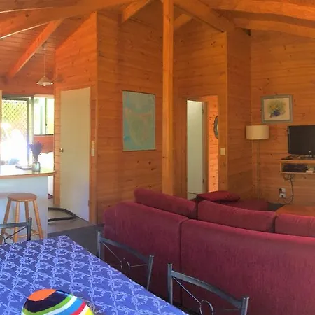 Sandpiper Ocean Cottages Bicheno Exterior photo