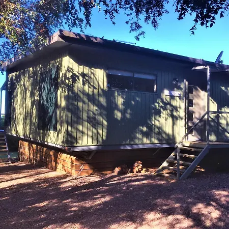 Sandpiper Ocean Cottages Bicheno Exterior photo