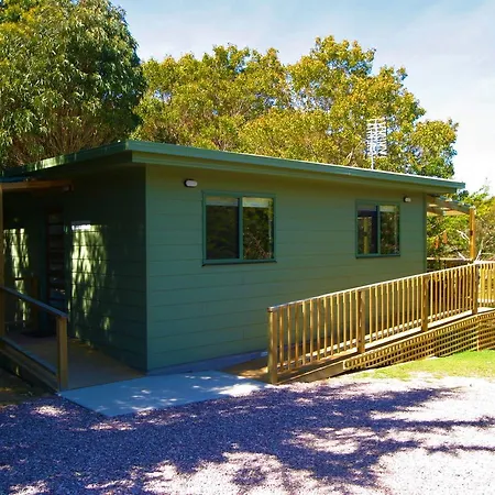 Sandpiper Ocean Cottages Bicheno Exterior photo