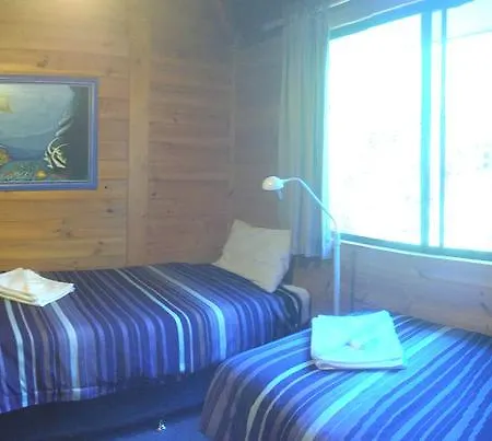Sandpiper Ocean Cottages Bicheno Exterior photo