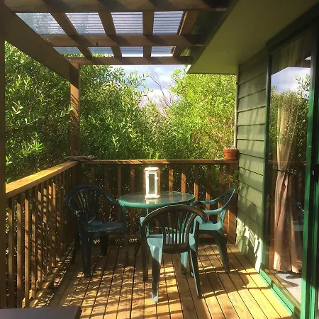 Sandpiper Ocean Cottages Bicheno Exterior photo