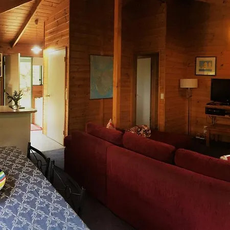 Sandpiper Ocean Cottages Bicheno Exterior photo