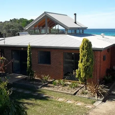 Sandpiper Ocean Cottages Bicheno Exterior photo